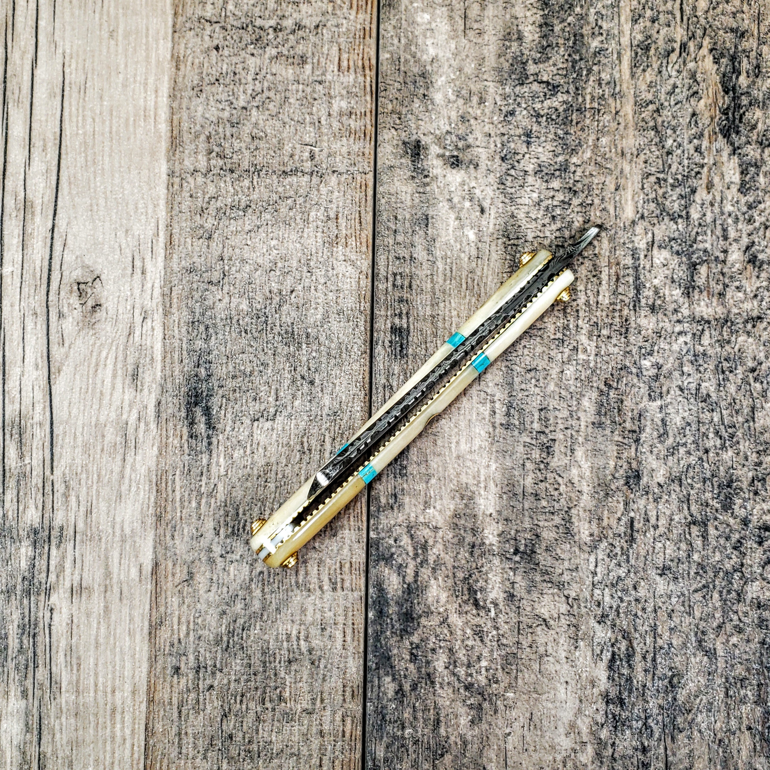 HTR-12 Damascus Straight Razor  // Authentic Shave Experience / Handmade / Bone Stone Handle // Hollow Ground