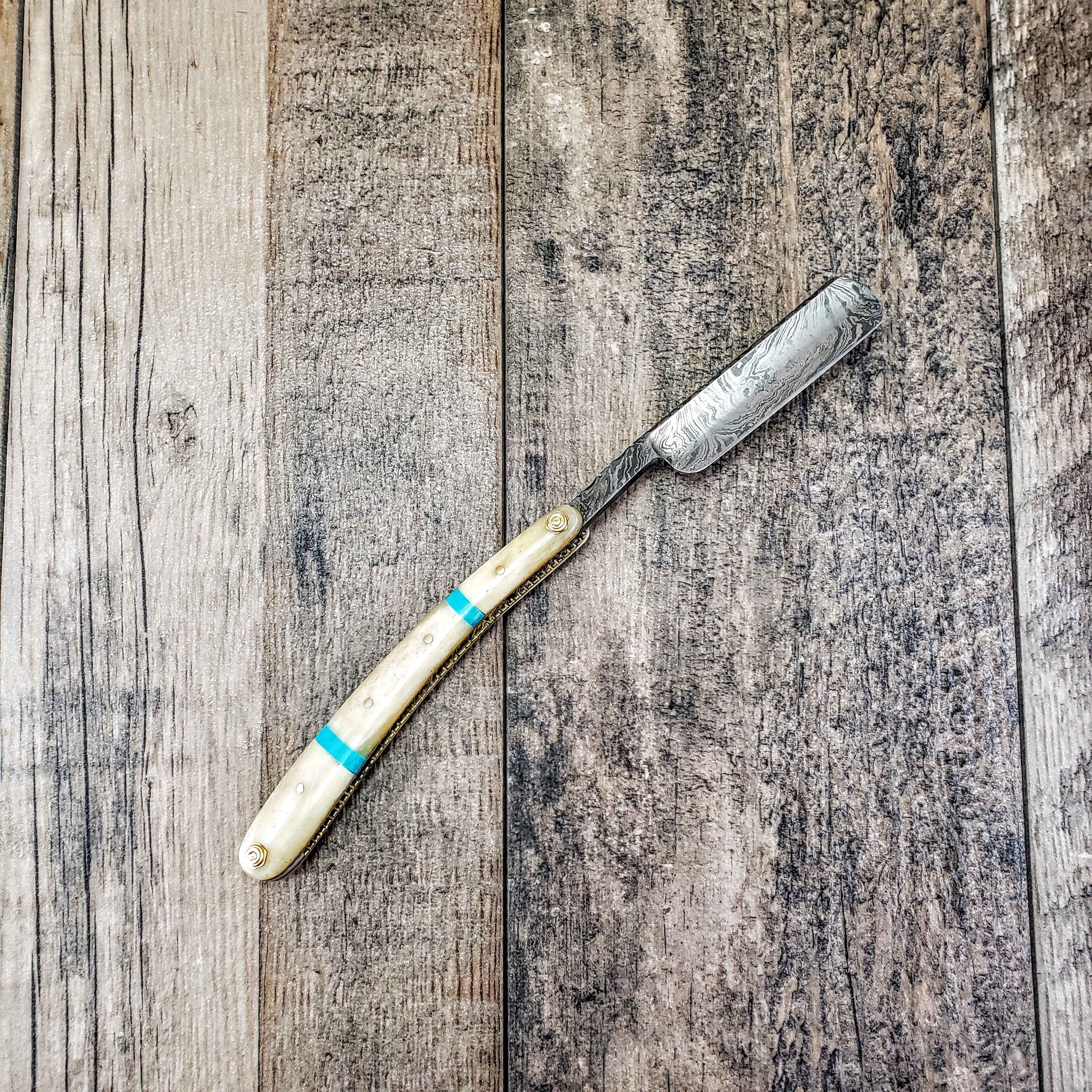 HTR-12 Damascus Straight Razor  // Authentic Shave Experience / Handmade / Bone Stone Handle // Hollow Ground