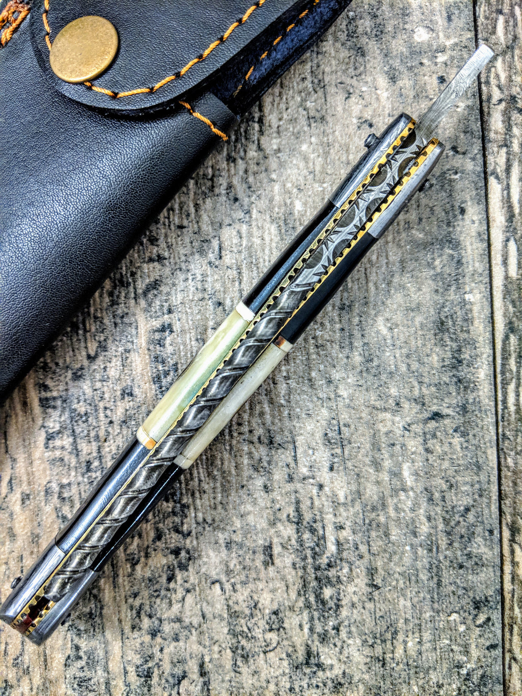 HTRN-2 Damascus Straight Razor  / SHAVE / Handmade / Custom / Forged / Bone Horn Handle / Hand Filed Spine / SHARP