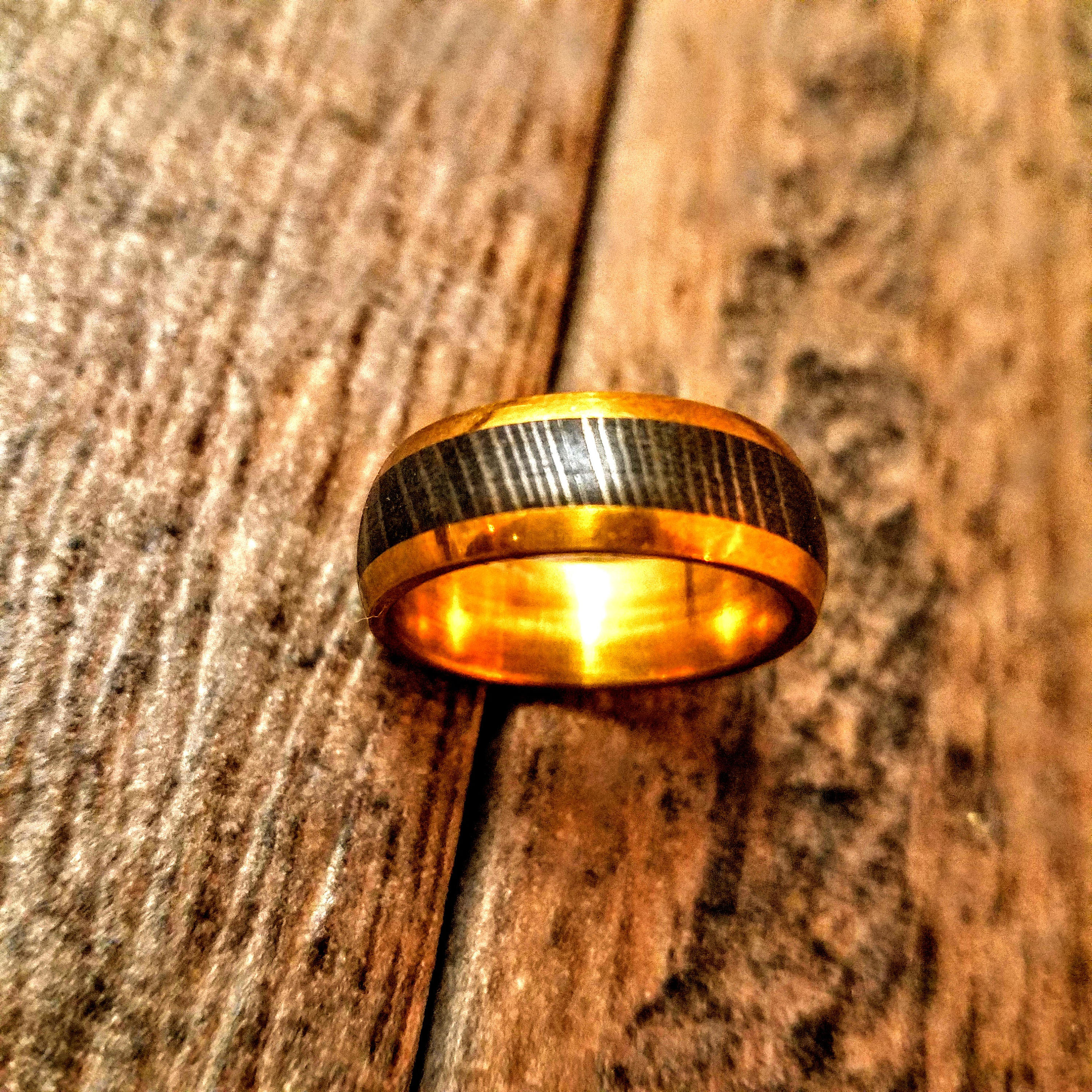 HTR3 - Damascus Ring :  Embedded Damascus Liner in  - Dome Style