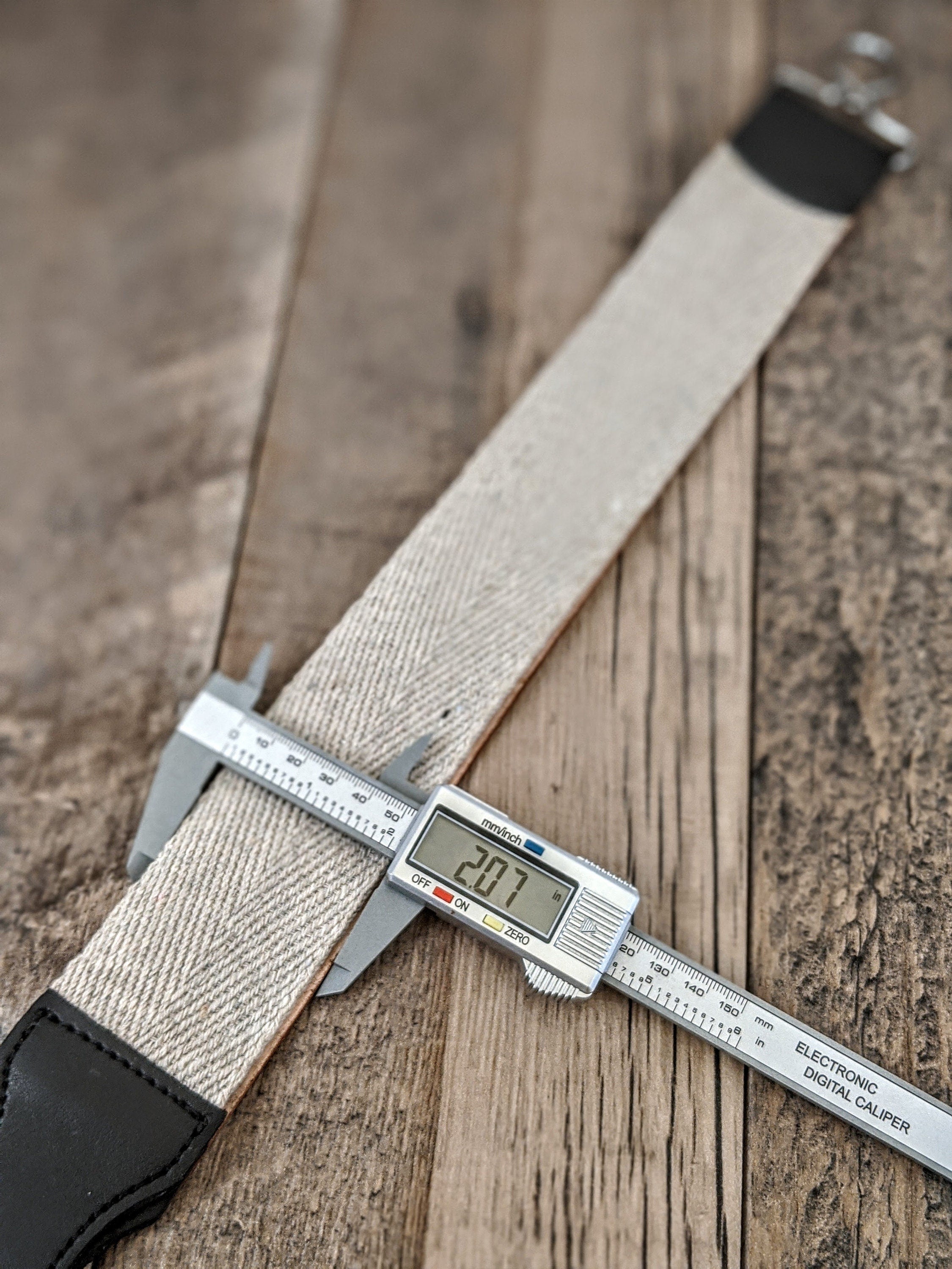 HTRS02 // STROP STRAIGHT RAZOR Sharpening // Heavy Duty // Thick Buffalo Hyde