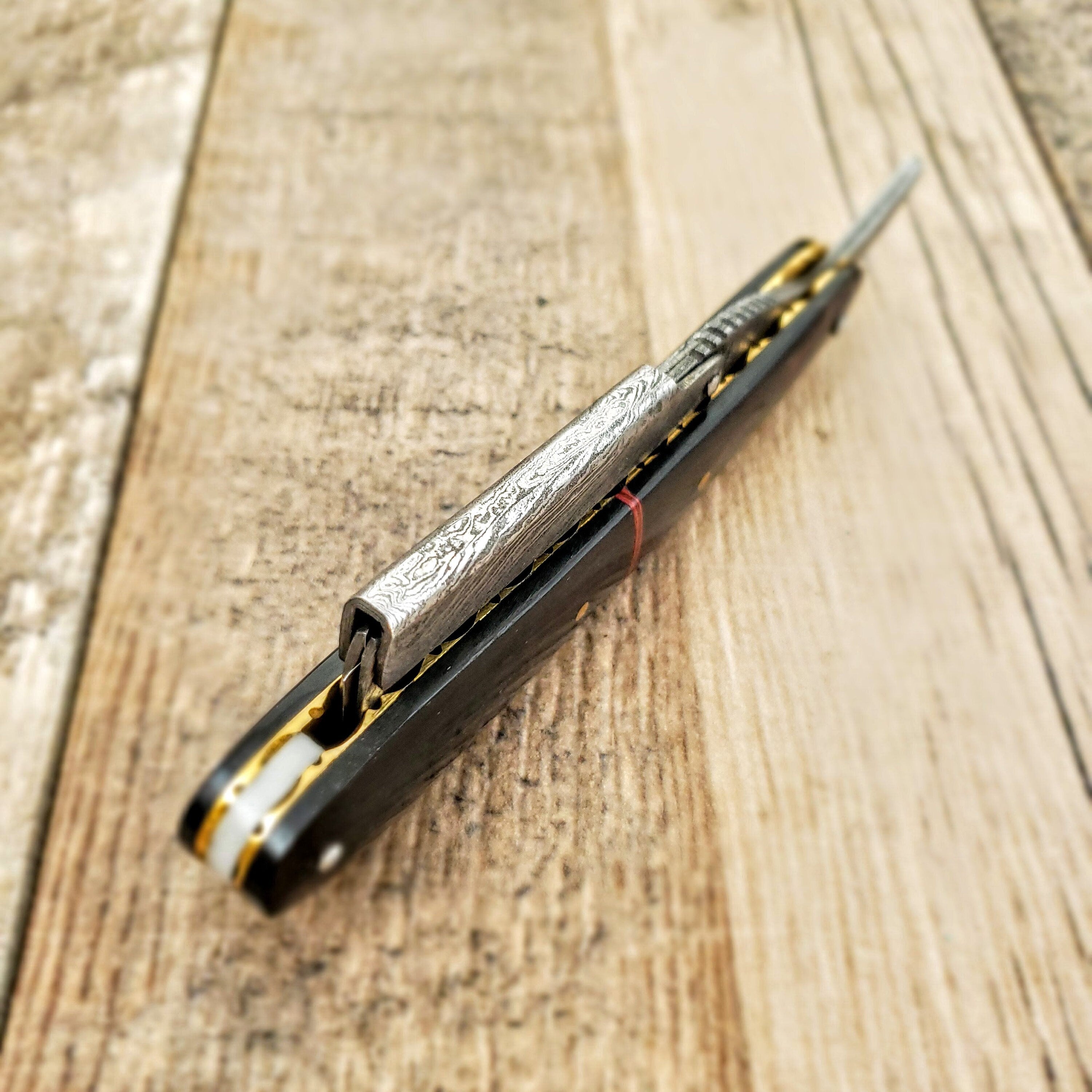 HTRR1 // Replaceable Blade Damascus Straight Razo // Close Shave // UNIQUE Handmade // Custom //  Constantly Innovating