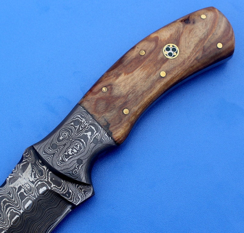 HTK-34 custom handmade Damascus Skinner Knife / Rose Wood handle / Great quality - HomeTown Knives