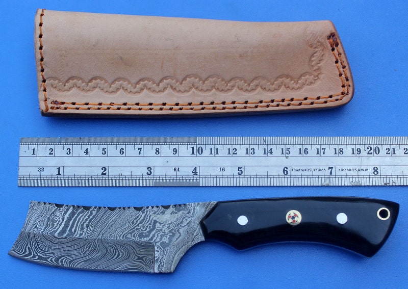 HT-11  Damascus Knife custom handmade Skinner / Buffalo Horn / Chopper Style - HomeTown Knives