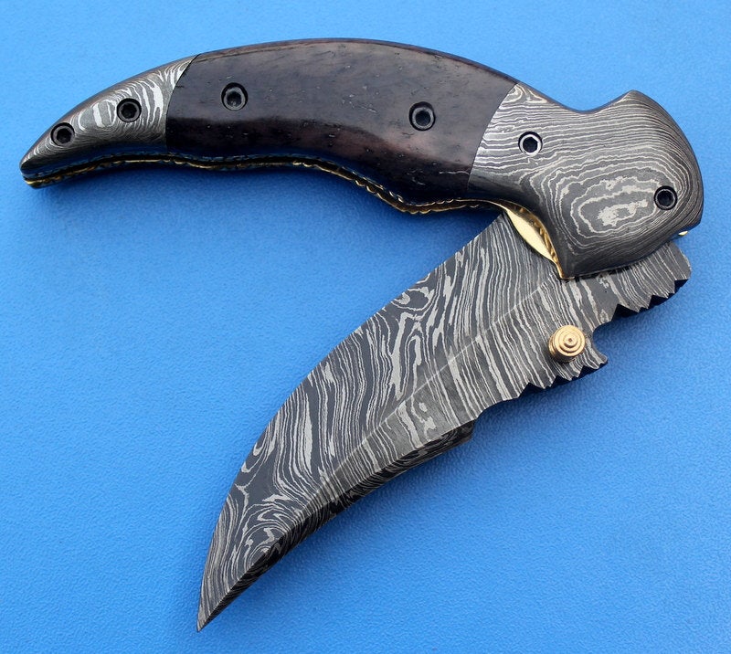 HTS-118  Damascus Knife custom handmade Folder / Color Camel Bone handle / Damascus steel bolster / Liner Lock