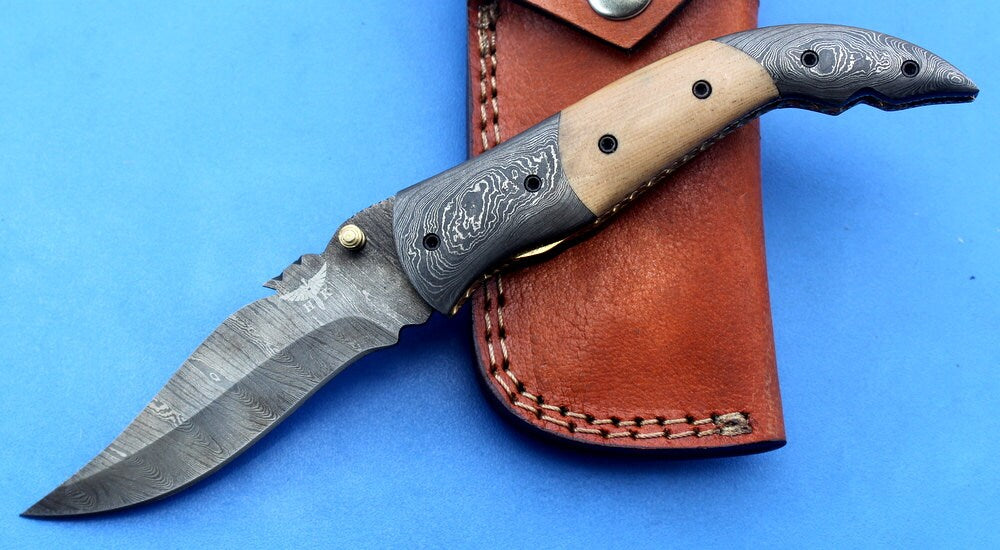 HTK -147  Damascus Knife custom handmade Folder /  Micarta handle / Damascus steel bolster / Liner Lock - HomeTown Knives